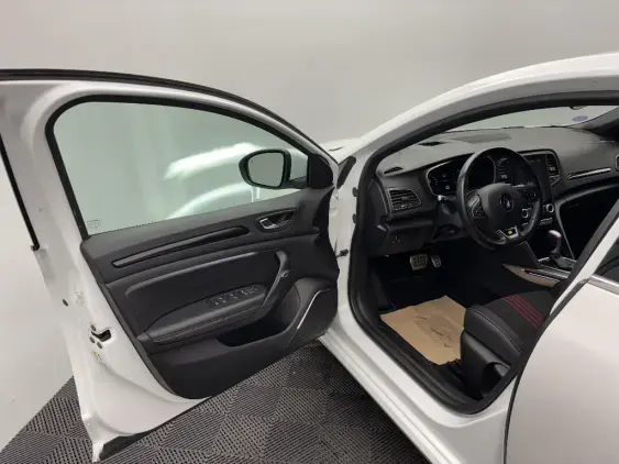 RENAULT MEGANE IV - voiture d'occasion - Photo 18