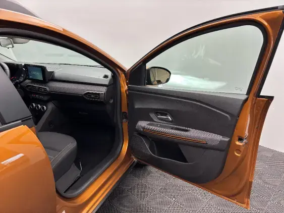 DACIA SANDERO III - voiture d'occasion - Photo 18