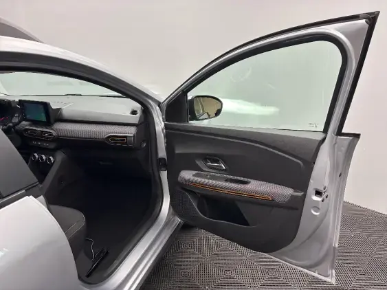DACIA SANDERO III - voiture d'occasion - Photo 19