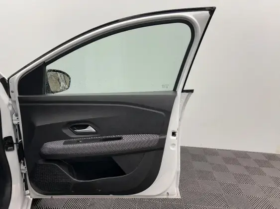 DACIA SANDERO III - voiture d'occasion - Photo 19