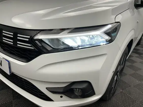 DACIA SANDERO III - voiture d'occasion - Photo 20