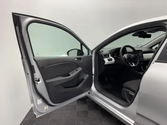 RENAULT CLIO V - voiture d'occasion - Photo 18