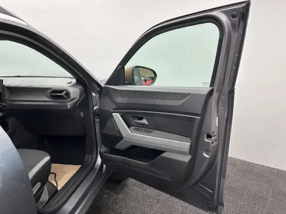 DACIA DUSTER III - voiture d'occasion - Photo 18