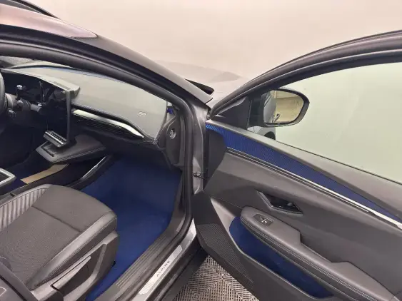 RENAULT SCENIC V ELECTRIQUE - voiture d'occasion - Photo 20