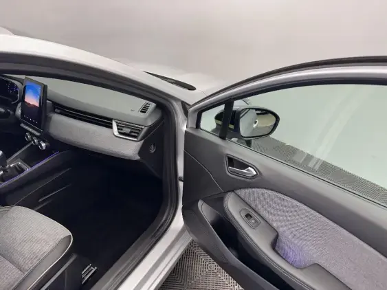 RENAULT CLIO V - voiture d'occasion - Photo 20