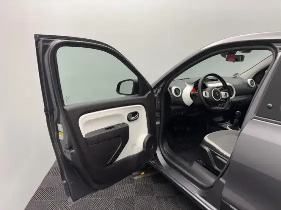 RENAULT TWINGO III - voiture d'occasion - Photo 16