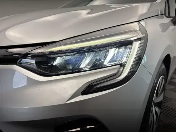 RENAULT CLIO V - voiture d'occasion - Photo 20