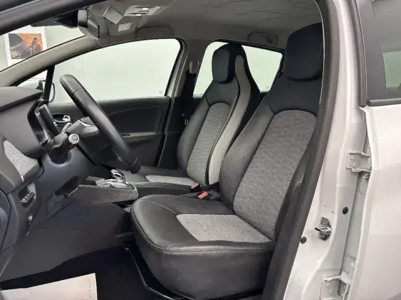 RENAULT ZOE - voiture d'occasion - Photo 16