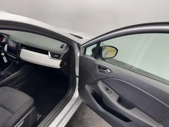 RENAULT CLIO V - voiture d'occasion - Photo 20