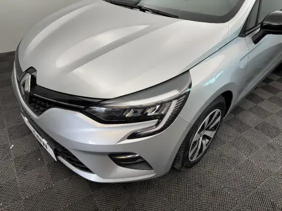 RENAULT CLIO V - voiture d'occasion - Photo 22