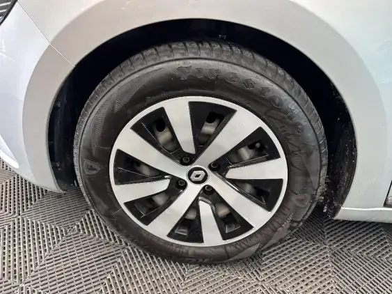 RENAULT CLIO V - voiture d'occasion - Photo 23