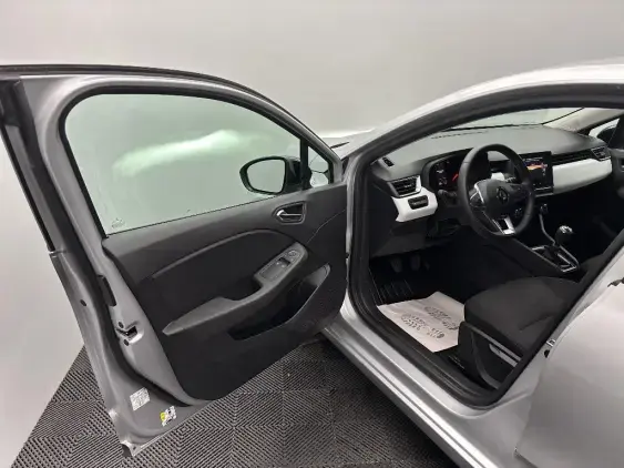 RENAULT CLIO V - voiture d'occasion - Photo 18