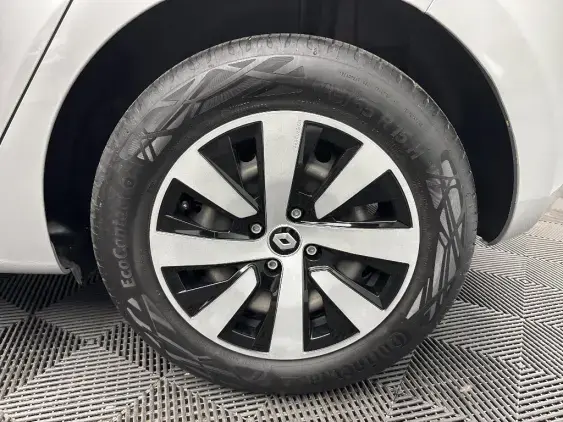 RENAULT CLIO V - voiture d'occasion - Photo 22