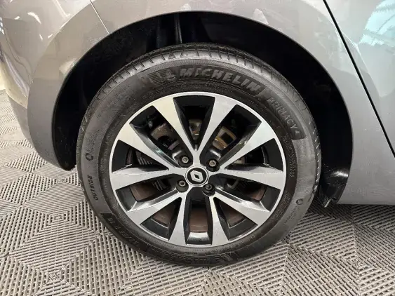 RENAULT CLIO V - voiture d'occasion - Photo 25