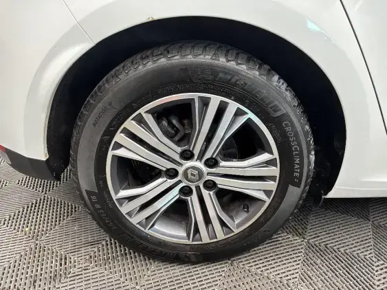 RENAULT MEGANE IV - voiture d'occasion - Photo 22