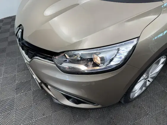 RENAULT SCENIC IV - voiture d'occasion - Photo 22