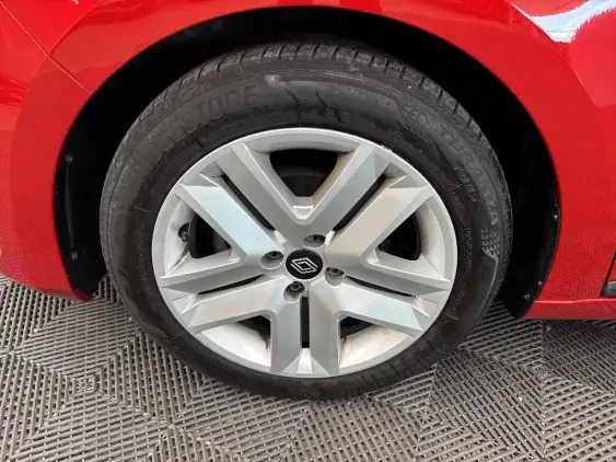 RENAULT CLIO V - voiture d'occasion - Photo 23