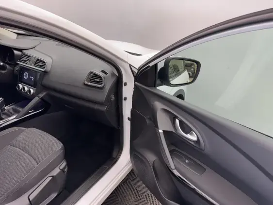 RENAULT KADJAR - voiture d'occasion - Photo 20