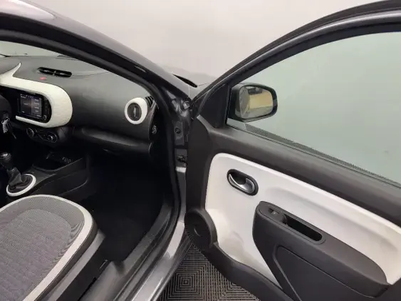 RENAULT TWINGO III - voiture d'occasion - Photo 18