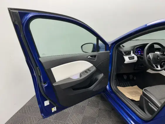 RENAULT CLIO V - voiture d'occasion - Photo 18