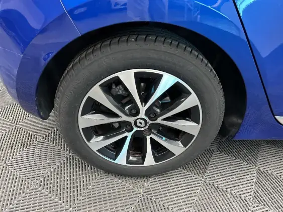 RENAULT CLIO V - voiture d'occasion - Photo 23