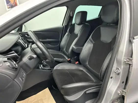 RENAULT CLIO IV - voiture d'occasion - Photo 17
