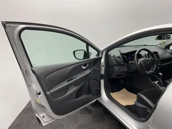 RENAULT CLIO IV - voiture d'occasion - Photo 18