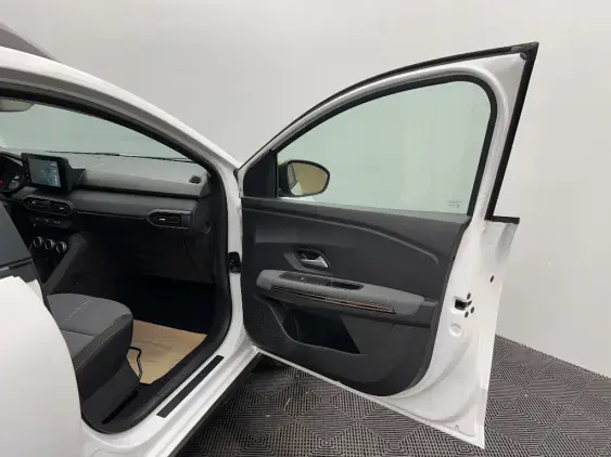 DACIA SANDERO III - voiture d'occasion - Photo 18