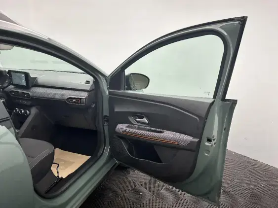 DACIA SANDERO III - voiture d'occasion - Photo 19
