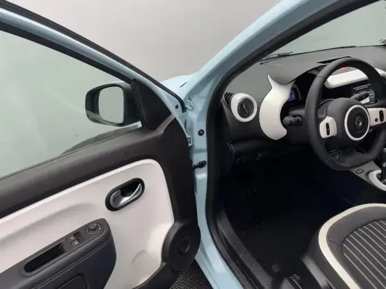 RENAULT TWINGO ELECTRIQUE III - voiture d'occasion - Photo 18