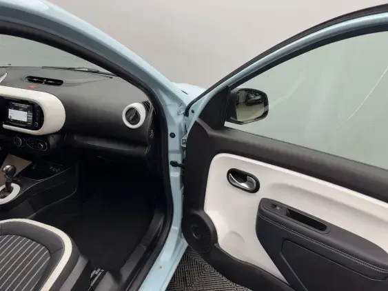 RENAULT TWINGO ELECTRIQUE III - voiture d'occasion - Photo 19