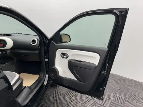 RENAULT TWINGO III - voiture d'occasion - Photo 17