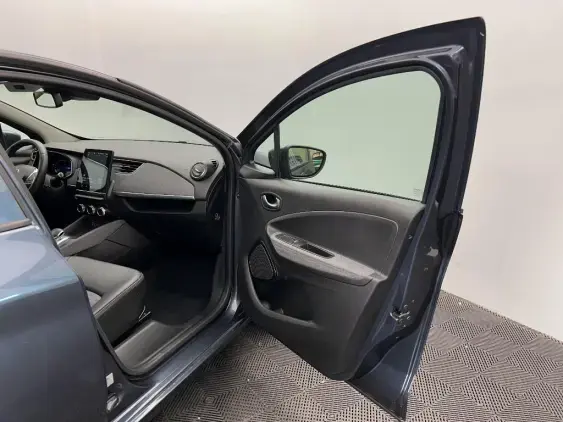 RENAULT ZOE - voiture d'occasion - Photo 18