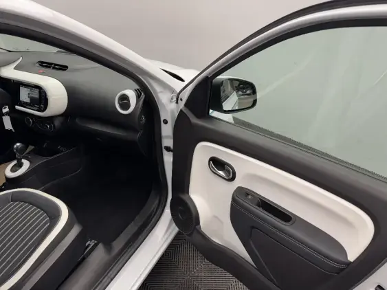 RENAULT TWINGO ELECTRIQUE III - voiture d'occasion - Photo 18
