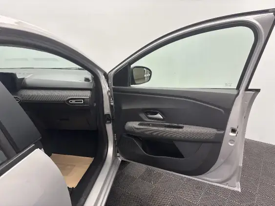 DACIA SANDERO III - voiture d'occasion - Photo 18