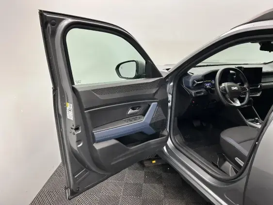 DACIA DUSTER III - voiture d'occasion - Photo 18