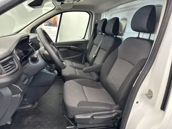RENAULT TRAFIC FG III - voiture d'occasion - Photo 17