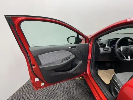 RENAULT CLIO V - voiture d'occasion - Photo 18