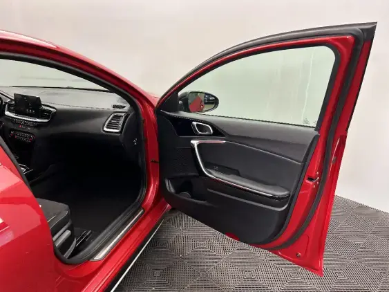 KIA CEED III - voiture d'occasion - Photo 19