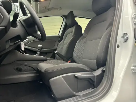RENAULT CLIO V - voiture d'occasion - Photo 17