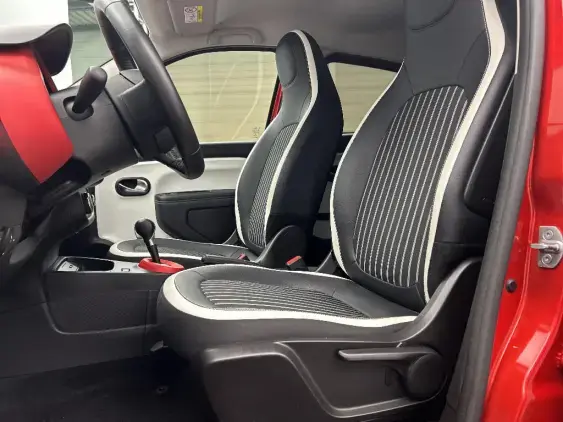 RENAULT TWINGO ELECTRIQUE III - voiture d'occasion - Photo 16