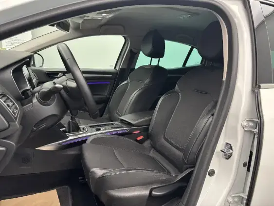RENAULT MEGANE IV - voiture d'occasion - Photo 16