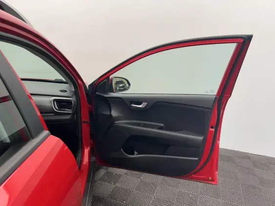 KIA STONIC - voiture d'occasion - Photo 18