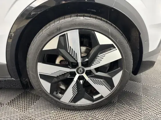 RENAULT MEGANE V - voiture d'occasion - Photo 22