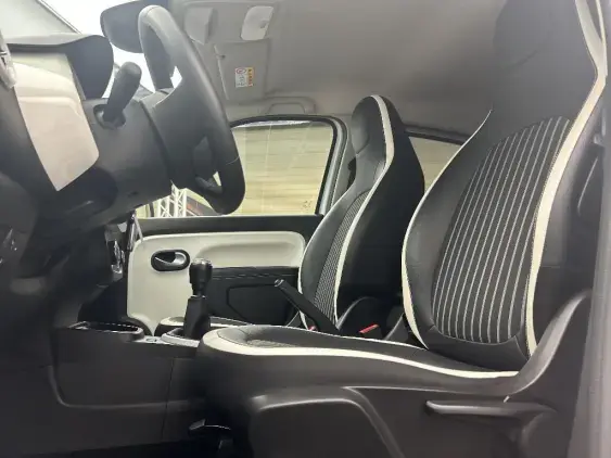 RENAULT TWINGO III - voiture d'occasion - Photo 14