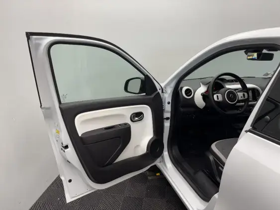 RENAULT TWINGO III - voiture d'occasion - Photo 16