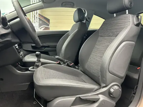 OPEL CORSA - voiture d'occasion - Photo 16