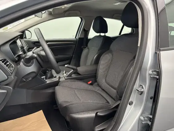RENAULT MEGANE IV - voiture d'occasion - Photo 16