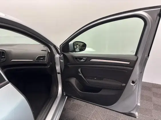 RENAULT MEGANE IV - voiture d'occasion - Photo 18