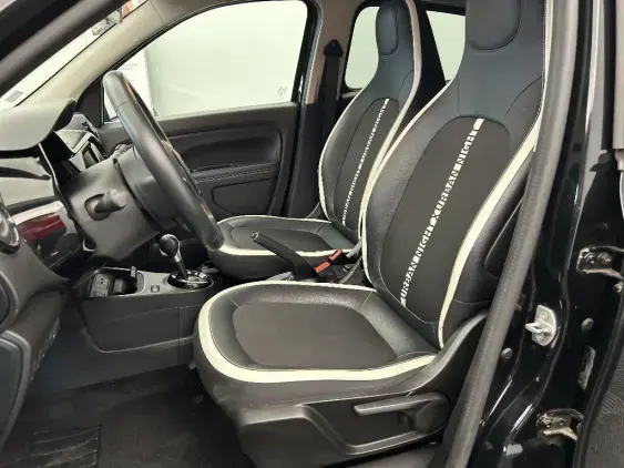 RENAULT TWINGO ELECTRIQUE III - voiture d'occasion - Photo 16